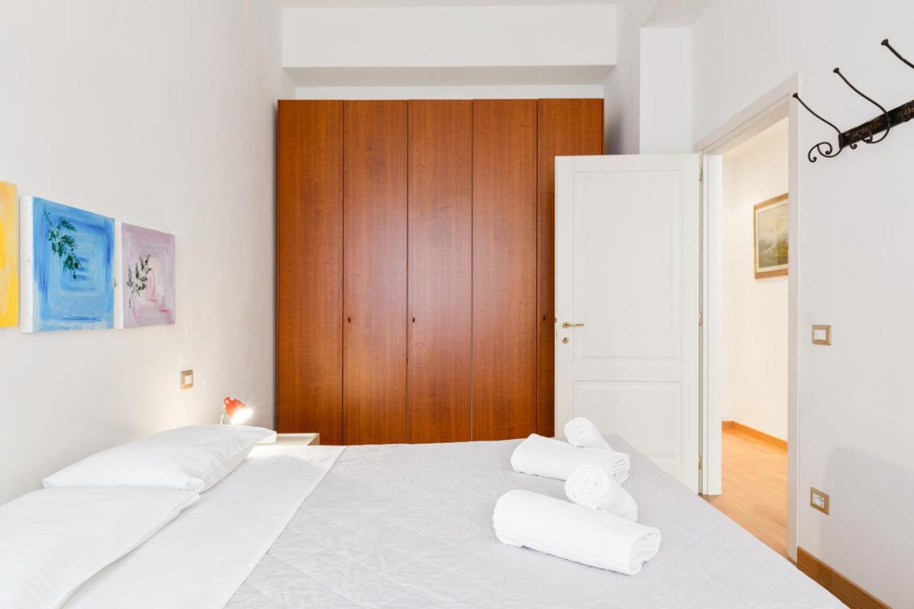 Piazza Oberdan Patio Apartment フィレンツェ エクステリア 写真